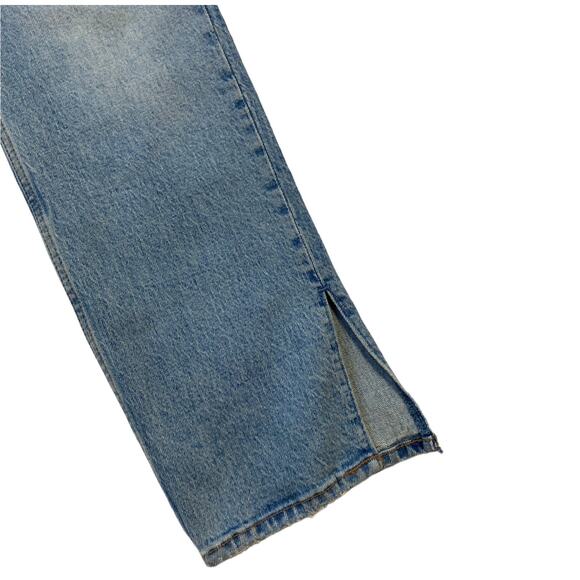 Abercrombie & Fitch Curve Love The High Rise Ultra Straight Jean with Vent Hem - Picture 5 of 9